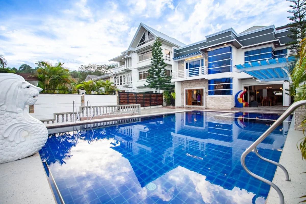 Boss and Doc’s Resort 3